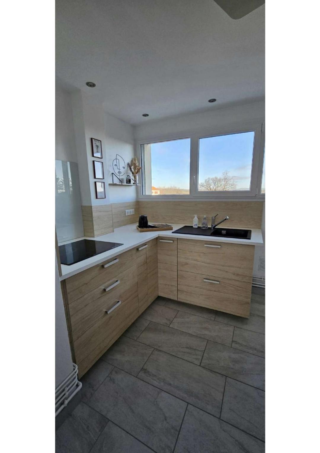 Apartmán Superbe T3 Cosy, Parking Gratuit + Balcon Riom Exteriér fotografie